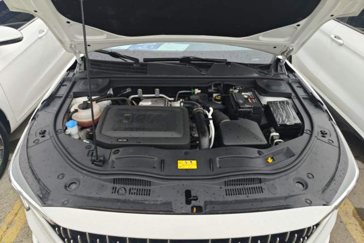 Used Bestune B70 2022 Third Generation 1.5T Automatic Enjoyment Version Engine Bay