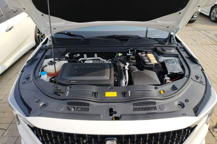 Used Bestune B70 2022 Third Generation 1.5T Automatic Enjoyment Version Engine Bay