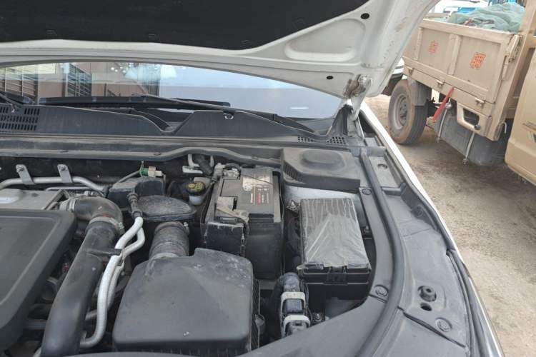 Used Bestune B70 2022 Third Generation 1.5T Automatic Enjoyment Version Engine Bay Left