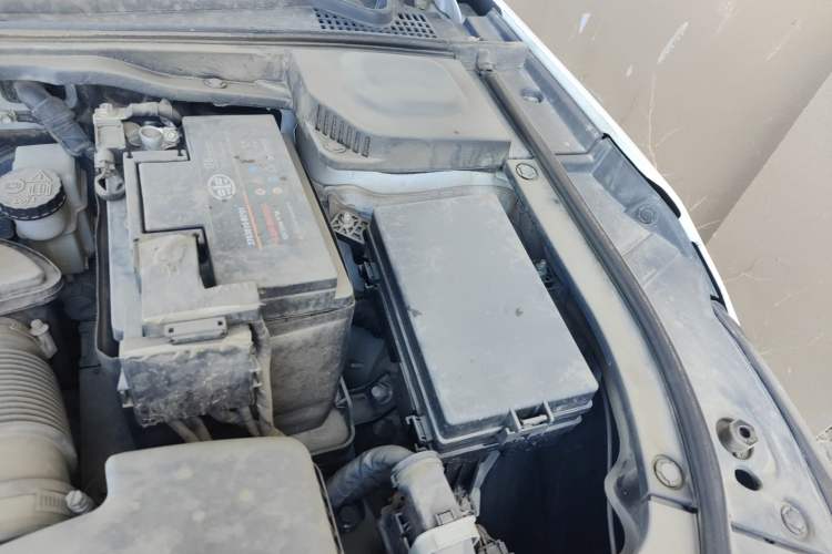 Used Bestune B70 2022 Third Generation 1.5T Automatic Premium Edition Engine Bay Left