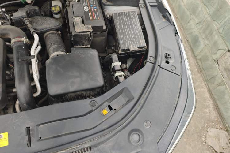 Used Bestune B70 2022 Third Generation 1.5T Automatic Enjoyment Version Engine Bay Left