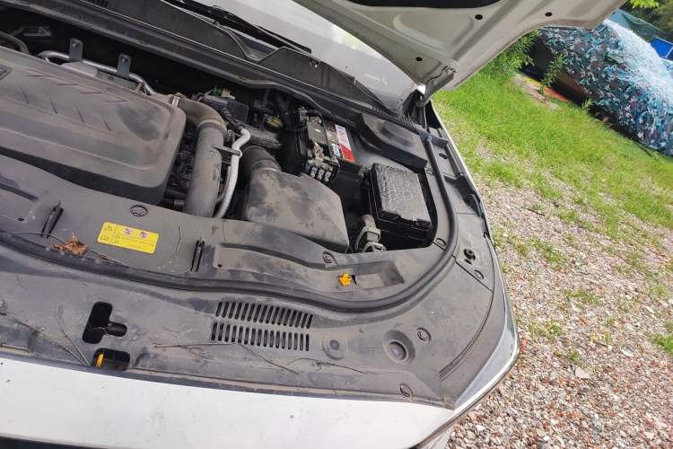 Used Bestune B70 2022 Third Generation 1.5T Automatic Enjoyment Version Engine Bay Left