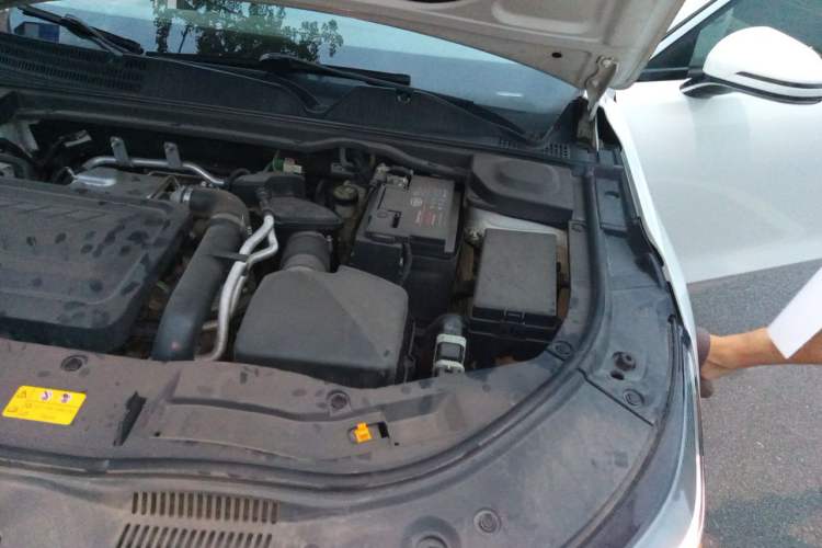 Used Bestune B70 2022 Third Generation 1.5T Automatic Enjoyment Version Engine Bay Left