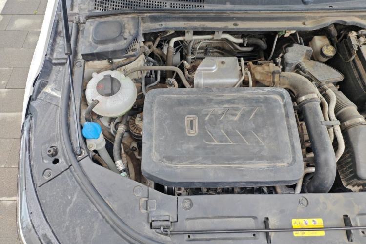 Used Bestune B70 2022 Third Generation 1.5T Automatic Enjoyment Version Engine Bay Right