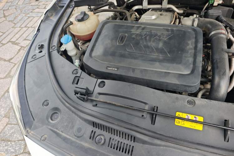 Used Bestune B70 2022 Third Generation 1.5T Automatic Premium Edition Engine Bay Right