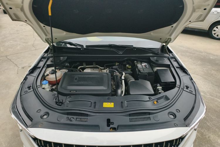 Used Bestune B70 2022 Third Generation 1.5T Automatic Enjoyment Version Engine Bay