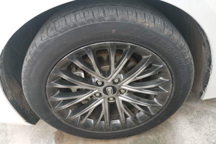 Used Bestune B70 2022 Third Generation 1.5T Automatic Enjoyment Version Exterior 2