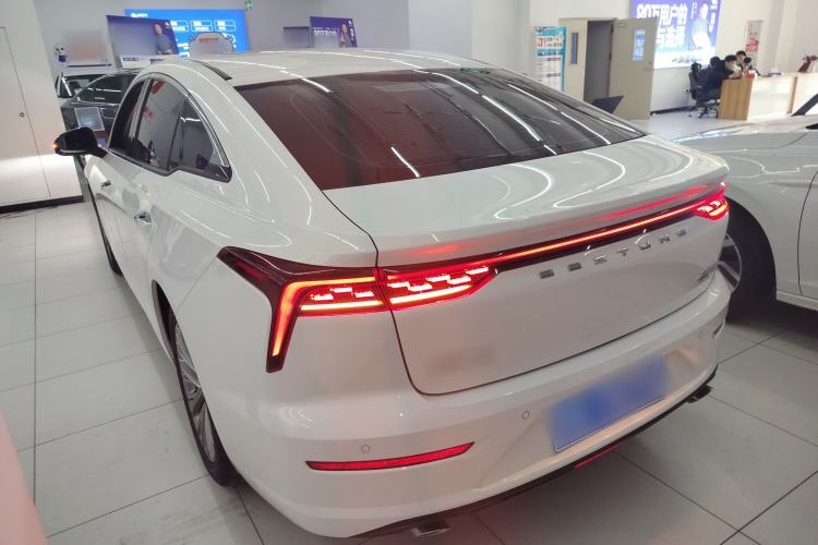 Used Bestune B70 2022 Third Generation 1.5T Automatic Enjoyment Version Exterior 2