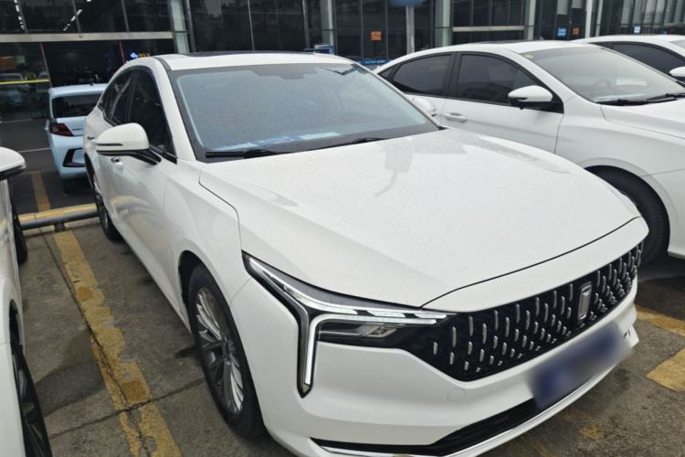 Used Bestune B70 2022 Third Generation 1.5T Automatic Enjoyment Version Front Right 45 Deg