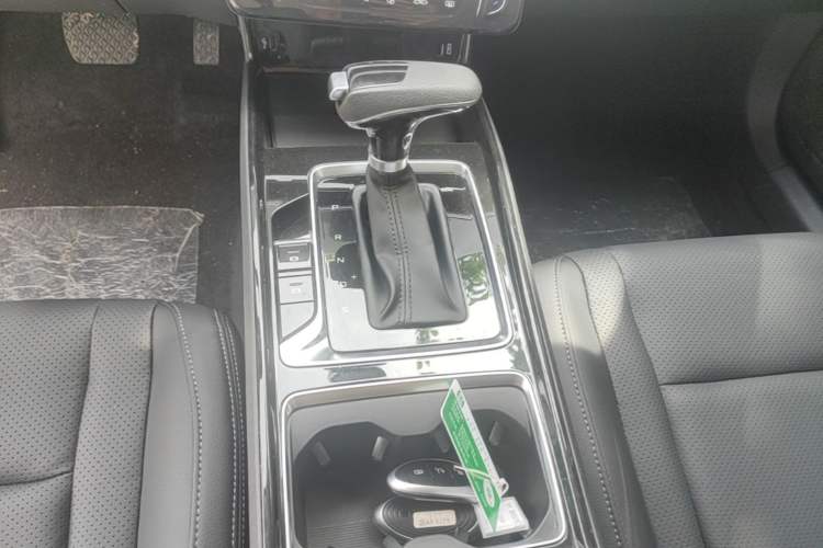 Used Bestune B70 2022 Third Generation 1.5T Automatic Enjoyment Version Gear Lever