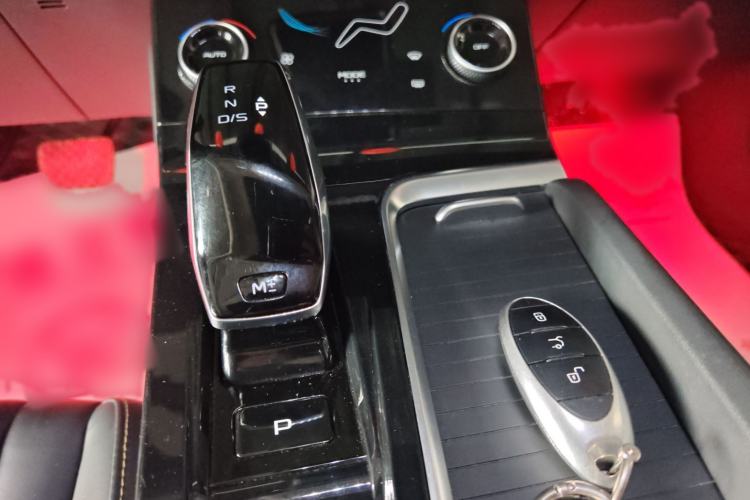 Used Bestune B70 2022 Third Generation 1.5T Automatic Premium Edition Gear Lever