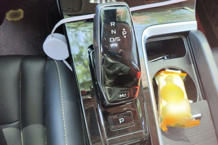Used Bestune B70 2022 Third Generation 1.5T Automatic Premium Edition Gear Lever