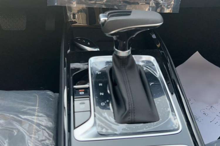 Used Bestune B70 2022 Third Generation 1.5T Automatic Enjoyment Version Gear Lever