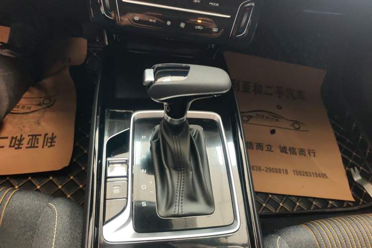 Used Bestune B70 2022 Third Generation 1.5T Automatic Enjoyment Version Gear Lever