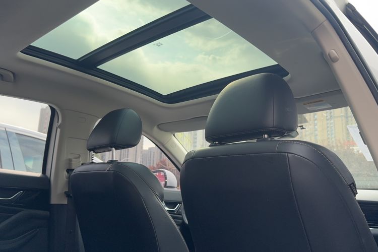 Used Bestune B70 2022 Third Generation 1.5T Automatic Premium Edition Headliner