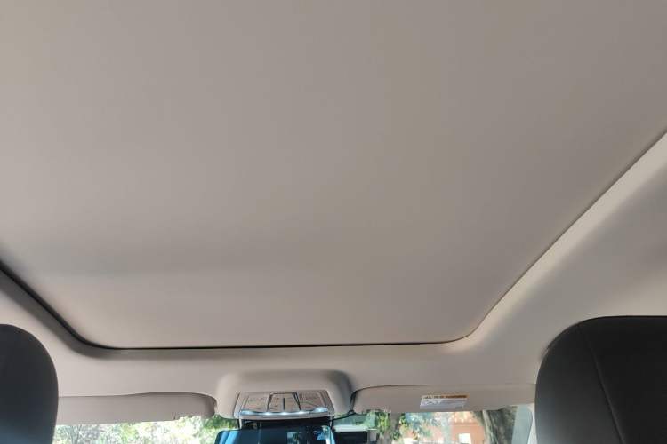 Used Bestune B70 2022 Third Generation 2.0T Automatic Premium Edition Headliner