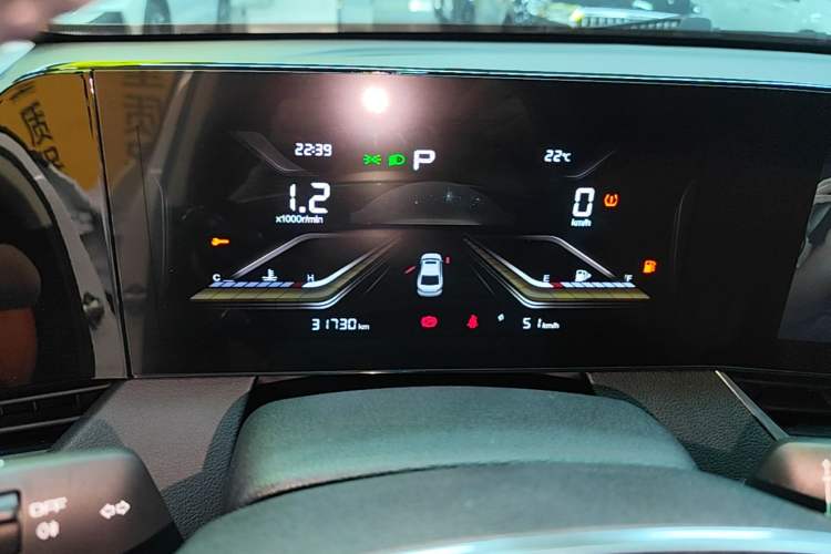 Used Bestune B70 2022 Third Generation 1.5T Automatic Enjoyment Version Instrument Cluster