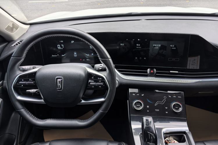 Used Bestune B70 2022 Third Generation 1.5T Automatic Enjoyment Version Instrument Cluster