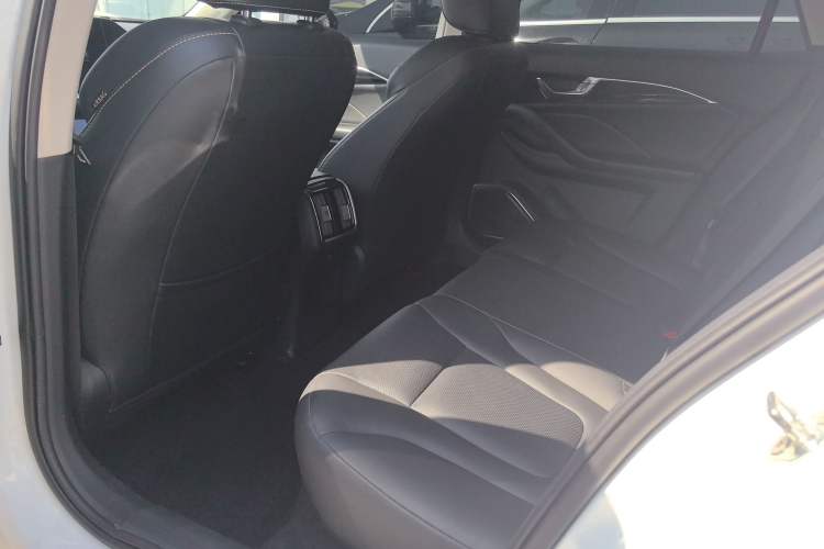Used Bestune B70 2022 Third Generation 1.5T Automatic Premium Edition Interior 1