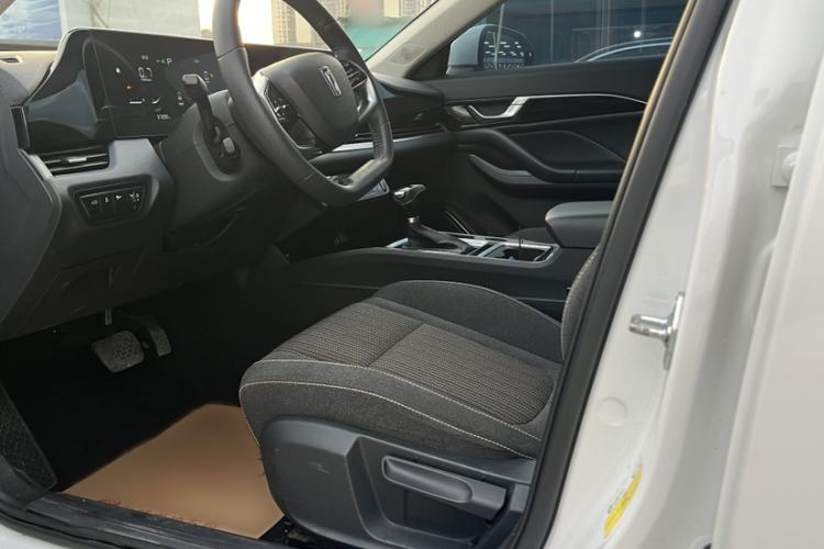Used Bestune B70 2022 Third Generation 1.5T Automatic Enjoyment Version Interior 4