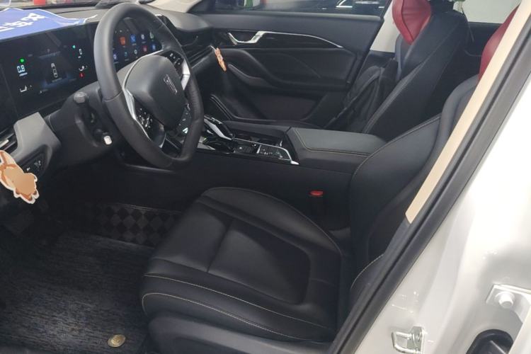 Used Bestune B70 2022 Third Generation 1.5T Automatic Premium Edition Left Front Seat