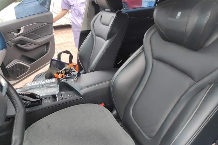 Used Bestune B70 2022 Third Generation 1.5T Automatic Premium Edition Left Front Seat
