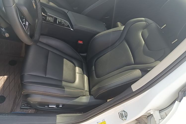 Used Bestune B70 2022 Third Generation 1.5T Automatic Enjoyment Version Left Front Seat