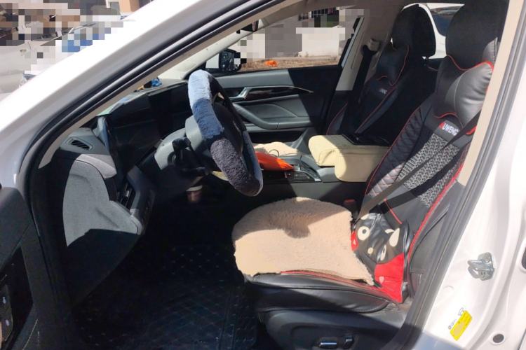 Used Bestune B70 2022 Third Generation 1.5T Automatic Enjoyment Version Left Front Seat