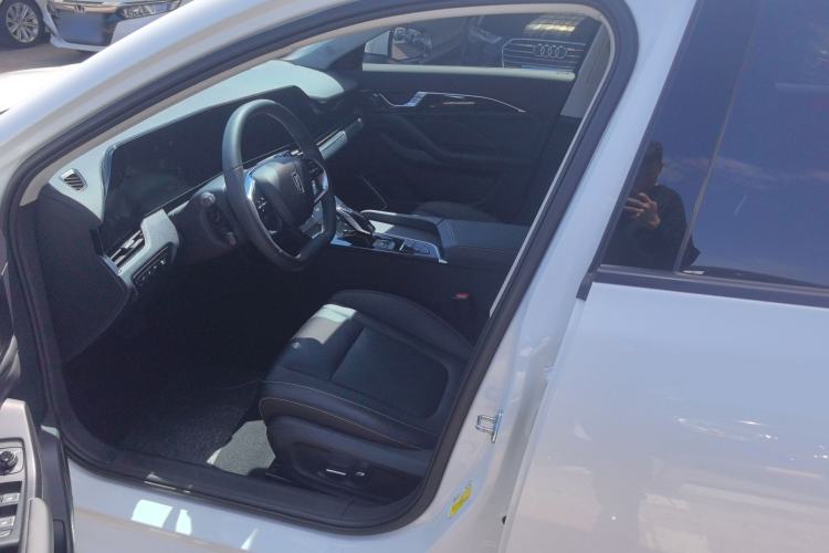 Used Bestune B70 2022 Third Generation 1.5T Automatic Enjoyment Version Left Front Seat