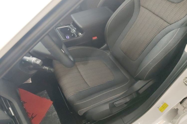 Used Bestune B70 2022 Third Generation 1.5T Automatic Enjoyment Version Left Front Seat