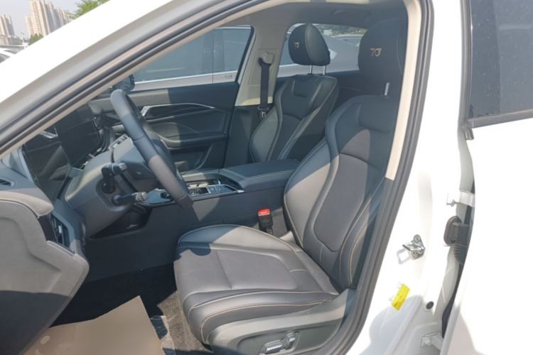Used Bestune B70 2022 Third Generation 1.5T Automatic Enjoyment Version Left Front Seat