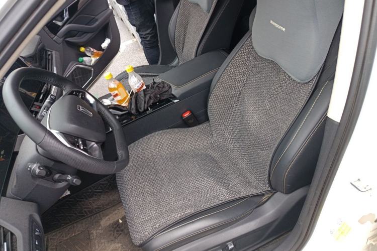 Used Bestune B70 2022 Third Generation 1.5T Automatic Enjoyment Version Left Front Seat
