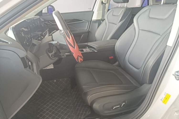 Used Bestune B70 2022 Third Generation 1.5T Automatic Enjoyment Version Left Front Seat