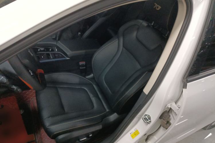 Used Bestune B70 2022 Third Generation 1.5T Automatic Enjoyment Version Left Front Seat