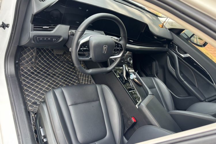 Used Bestune B70 2022 Third Generation 1.5T Automatic Enjoyment Version Left Front Seat