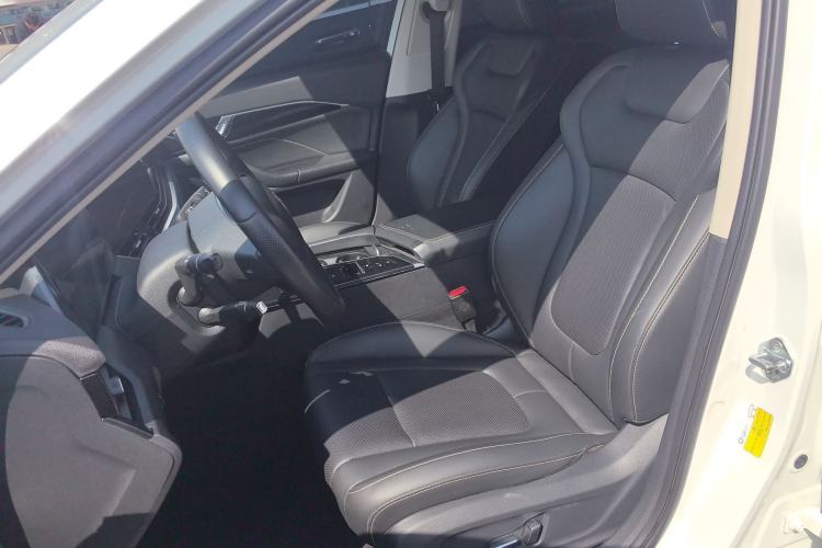 Used Bestune B70 2022 Third Generation 1.5T Automatic Premium Edition Left Front Seat