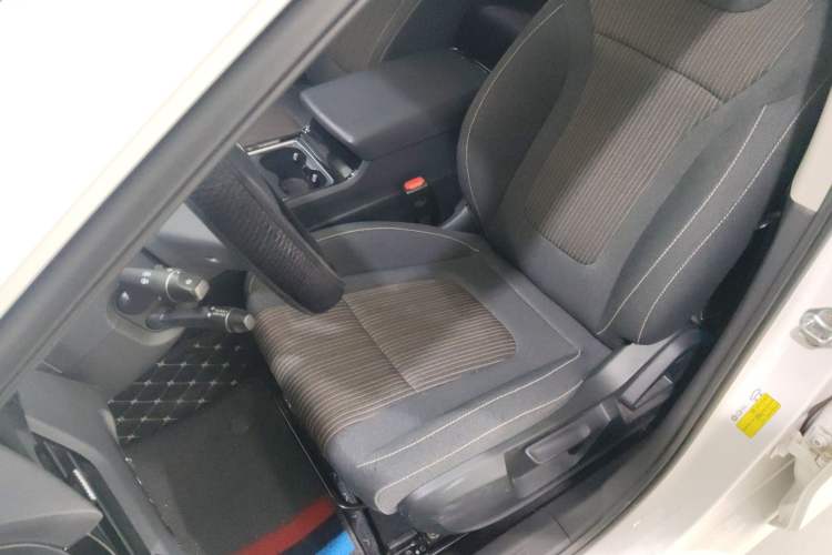 Used Bestune B70 2022 Third Generation 1.5T Automatic Enjoyment Version Left Front Seat