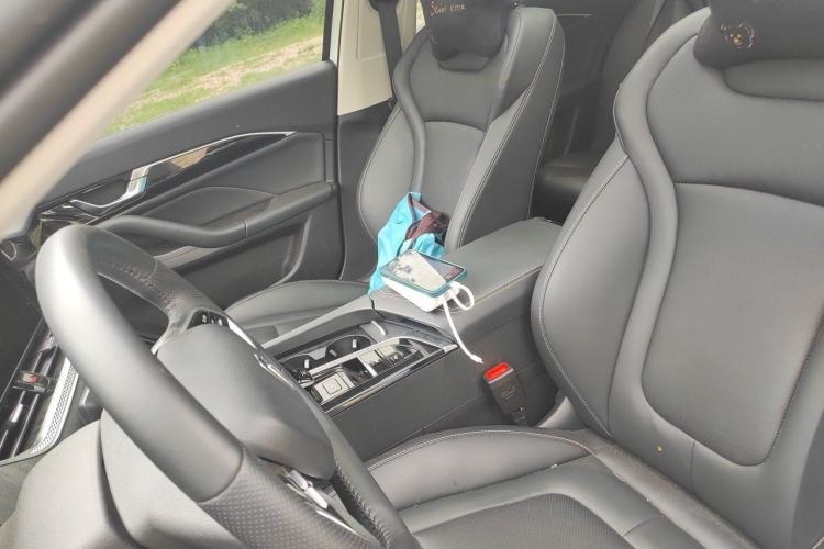 Used Bestune B70 2022 Third Generation 1.5T Automatic Enjoyment Version Left Front Seat