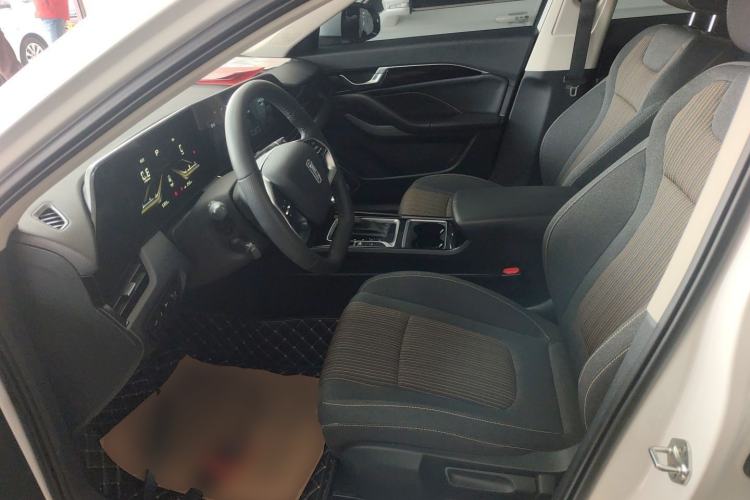 Used Bestune B70 2022 Third Generation 1.5T Automatic Enjoyment Version Left Front Seat