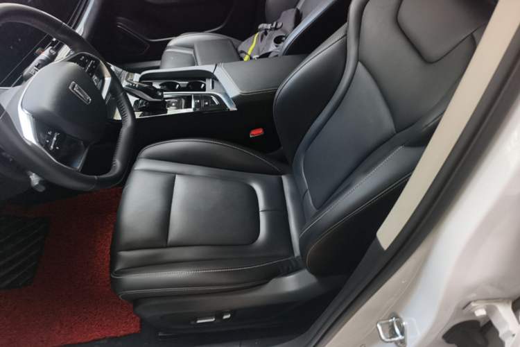 Used Bestune B70 2022 Third Generation 1.5T Automatic Enjoyment Version Left Front Seat