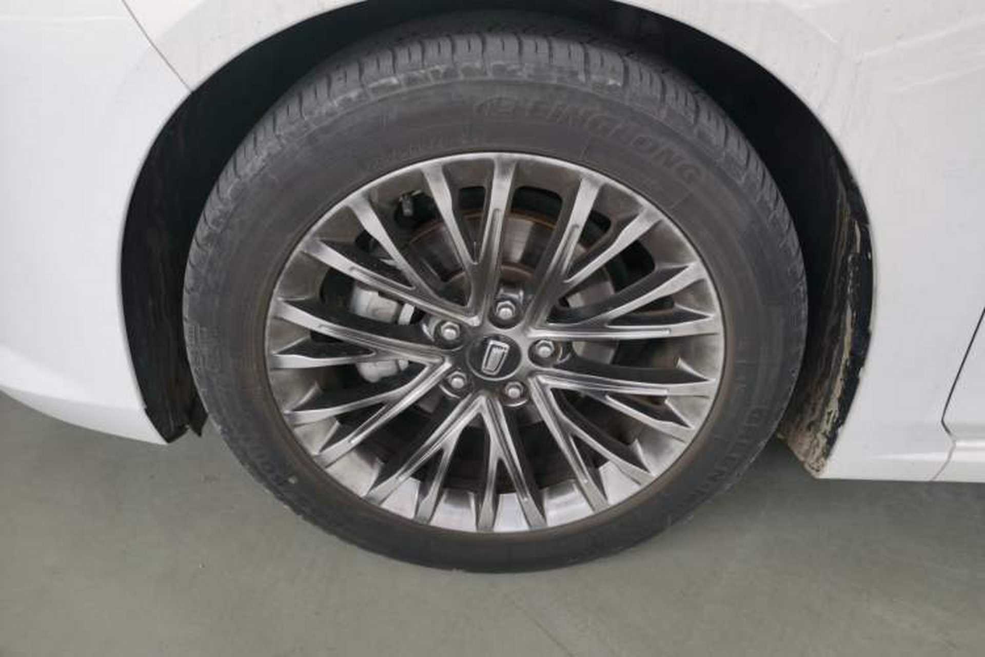 Used Bestune B70 2022 Third Generation 1.5T Automatic Premium Edition Left Front Wheel Hub