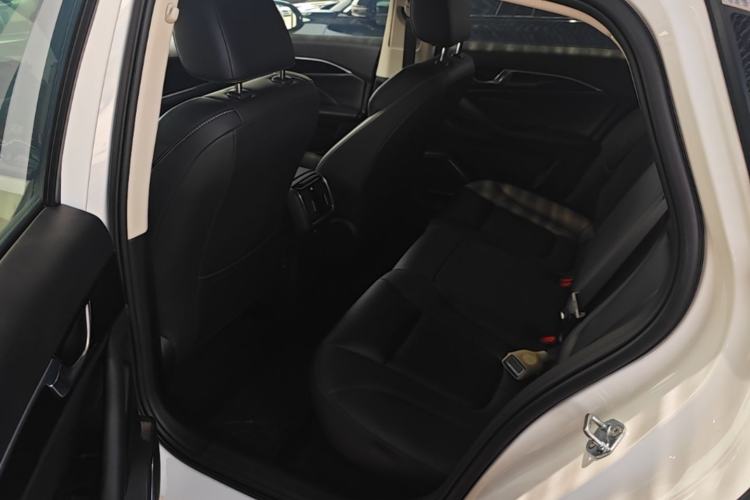 Used Bestune B70 2022 Third Generation 1.5T Automatic Enjoyment Version Left Rear Seat
