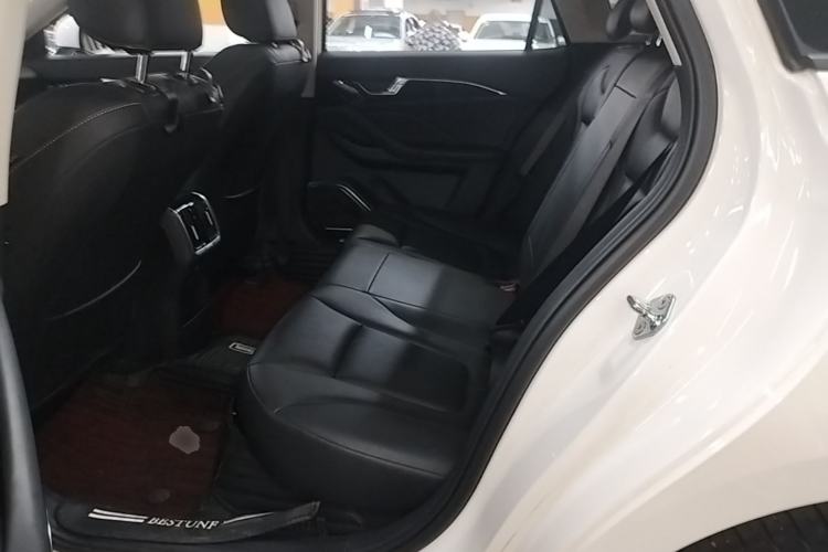 Used Bestune B70 2022 Third Generation 1.5T Automatic Enjoyment Version Left Rear Seat