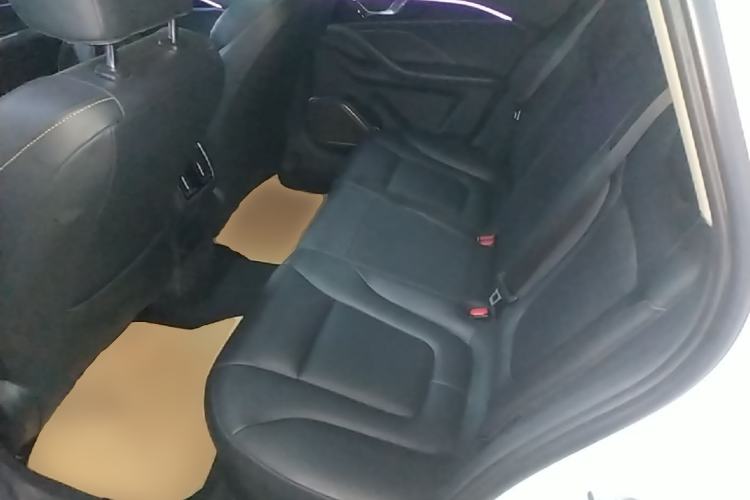 Used Bestune B70 2022 Third Generation 1.5T Automatic Enjoyment Version Left Rear Seat