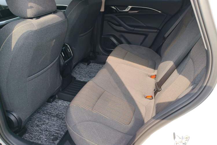 Used Bestune B70 2022 Third Generation 1.5T Automatic Enjoyment Version Left Rear Seat