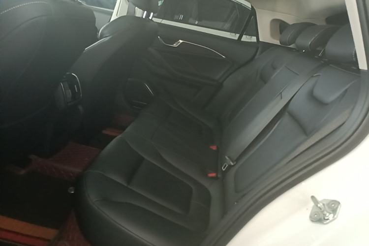 Used Bestune B70 2022 Third Generation 1.5T Automatic Enjoyment Version Left Rear Seat