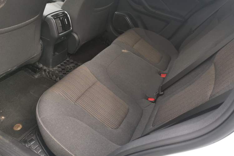 Used Bestune B70 2022 Third Generation 1.5T Automatic Enjoyment Version Left Rear Seat