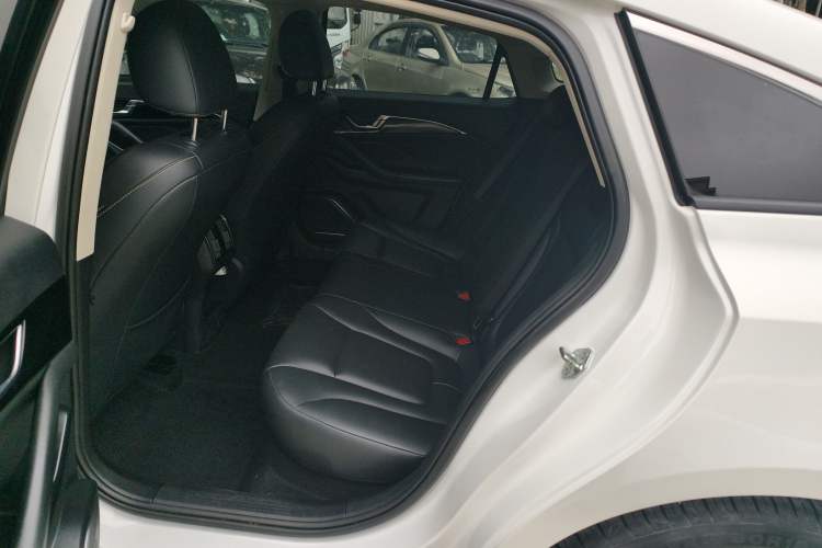 Used Bestune B70 2022 Third Generation 1.5T Automatic Enjoyment Version Left Rear Seat
