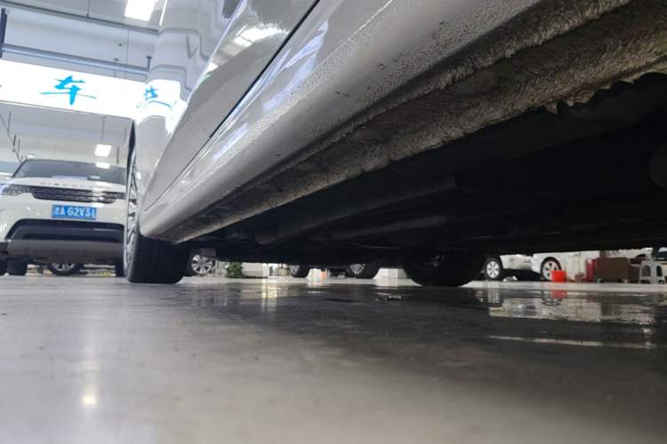 Used Bestune B70 2022 Third Generation 1.5T Automatic Premium Edition Left Side Sill