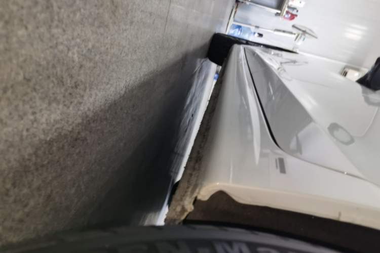 Used Bestune B70 2022 Third Generation 1.5T Automatic Premium Edition Left Side Sill
